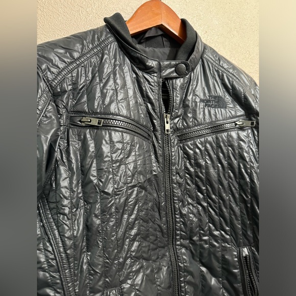 The North Face Black Jacket size M women's. - Picture 2 of 8